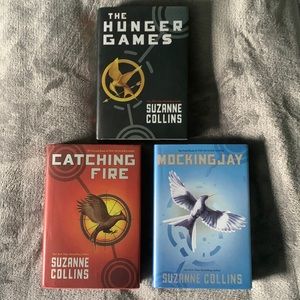 GOOD CONDITION: HARDCOVER HUNGER GAMES TRILOGY